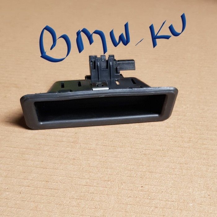 Handle Saklar Switch Bagasi BMW E90 E60 E70 5124711815