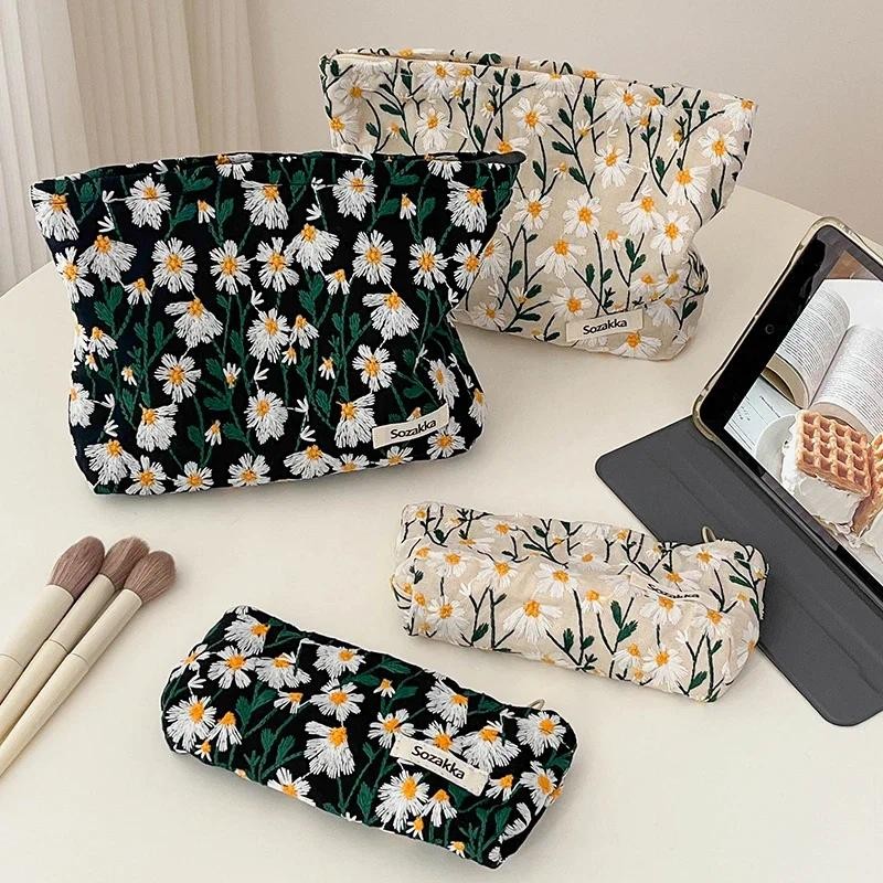 

Fashion Women's Cosmetic Bag Ladies Large Clutch Flower Phone Purse Makeup Case Travel Handbags Schoolgirl's Pencil Storage Bags