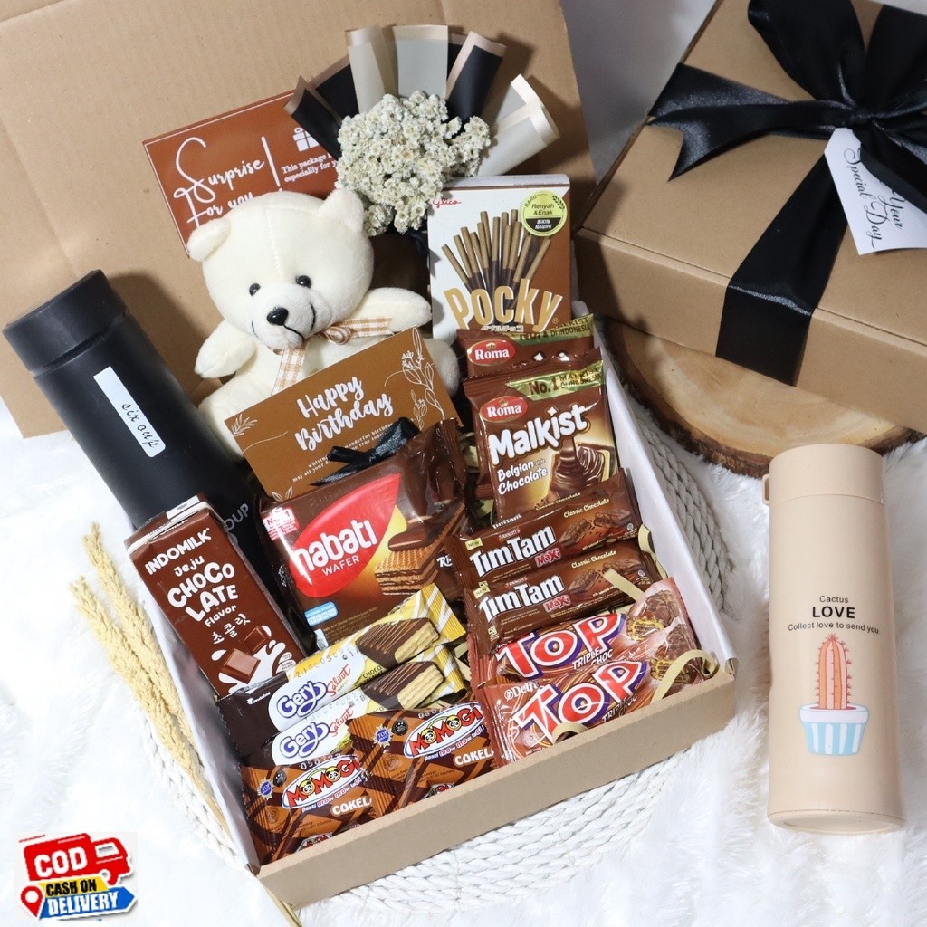 

Hampers Snack Coklat | Kado Ulang Tahun Wisuda | Gift Box Ultah Sempro Cowok Cewek | Snack Box