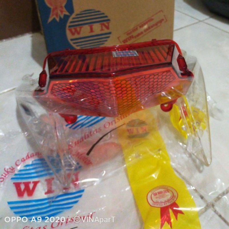 MIKA LAMPU BELAKANG VARIO 125 KZR 2012 -2014 | MIKA SEIN BELAKANG VARIO TECHNO 125 2012 2013 2014 / 