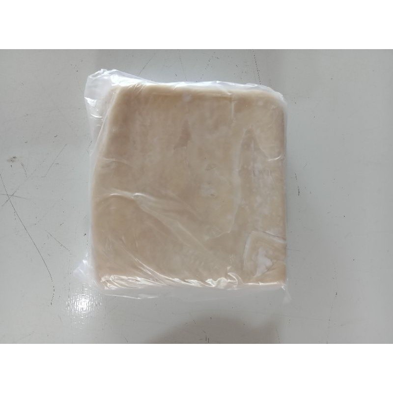 

Kulit dimsum/ Pangsit/ siomay Petak 250 gr isi kurang lebih 50 (Frozen Food) - BEST Fresh Food