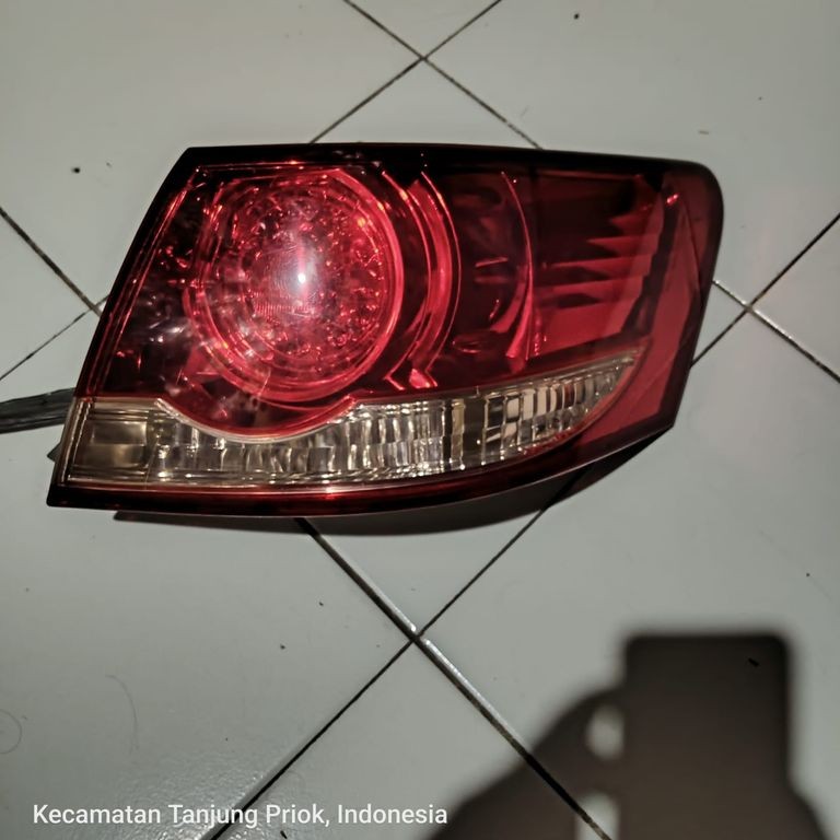 stoplamp camry 2008 lampu belakang camry 2008