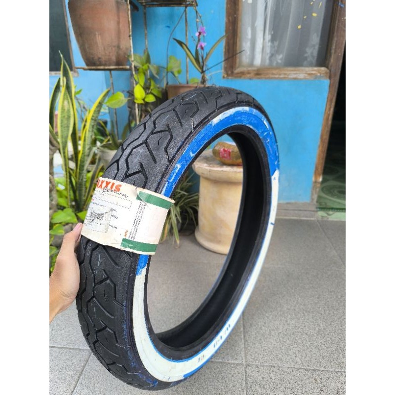 PROMO NOS BAN LUAR MAXXIS 100/90-19 TUBELESS BARU STOK LAMA AMAN TIDAK CACAT BARANG IMPORT. TERMURAH