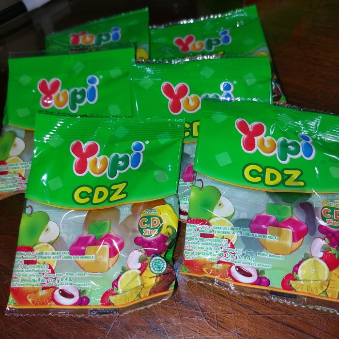 

yupi CDZ vit C D dan zinc12gr