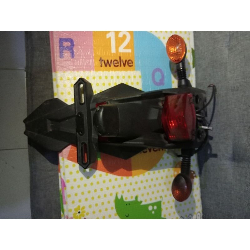 spakbor slebor belakang KLX DTRACKER KAWASAKI KLX BT 150 ORI