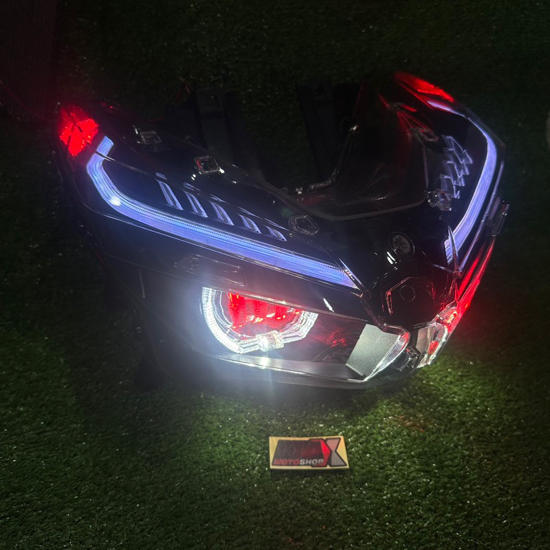 PROJIE ALIS RGB/RUNNING VARIO 150/125 NEW&VARIO new SEPAKET REFLEKTOR/HEADLAMP ORIGINAL VARIO 150 NE
