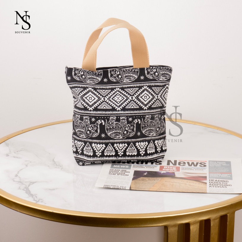 Souvenir tas handbag kanvas ukuran kecil besar tas totebag custom kekinian unik murah tote bag hand 