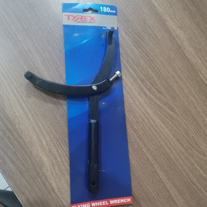 Treker CVT besar flywheel plier nmax aerox vario adv kunci tahanan kopling motor matic besar