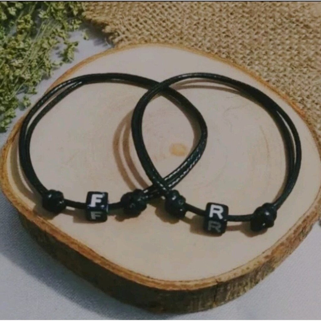 Gelang inisial Huruf Kotak Hitam / Gelang Tali Korea Kotak Inisial