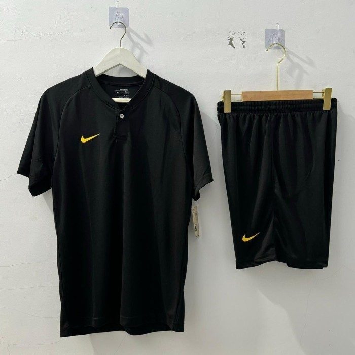 jersey / stelan futsal nike merah hitam / baju bola dewasa real pick - Nike hitam, M