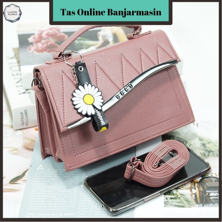 Tas Online Banjarmasin GLAMOR - Tas Selempang Wanita Import Behel Emas