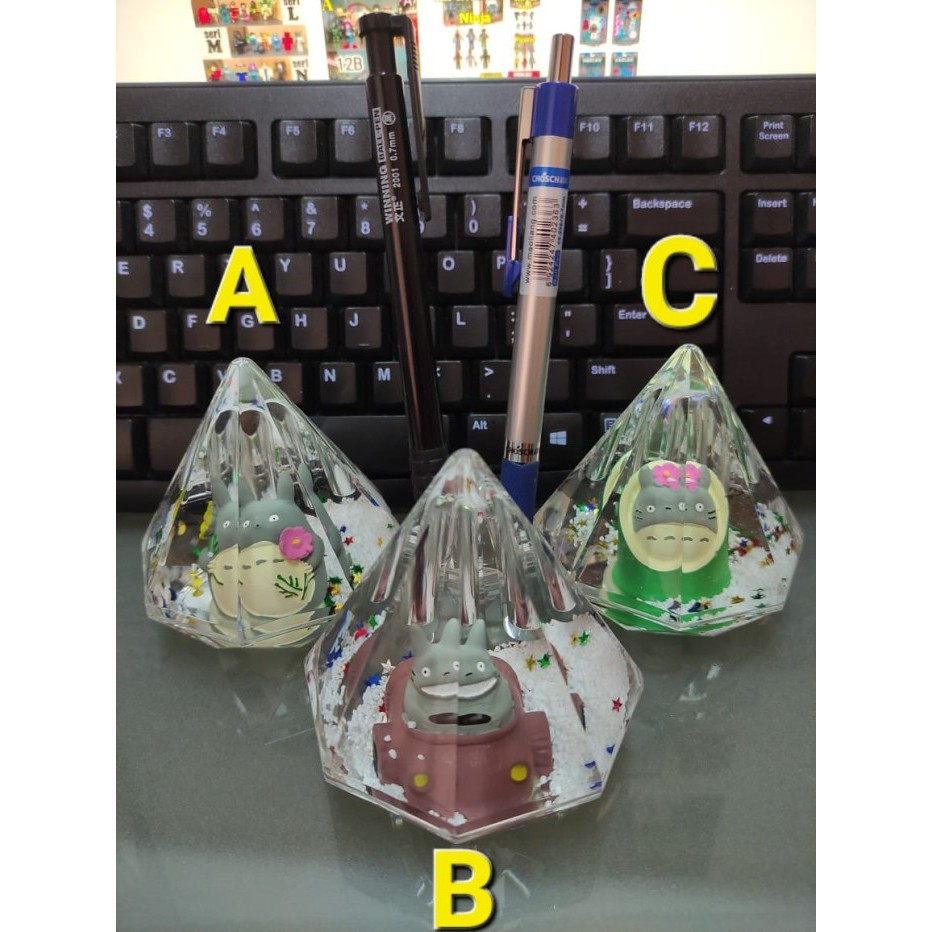 

Stand Pen / Tempat Pen TOTORO Model Diamond - TOTORO.B
