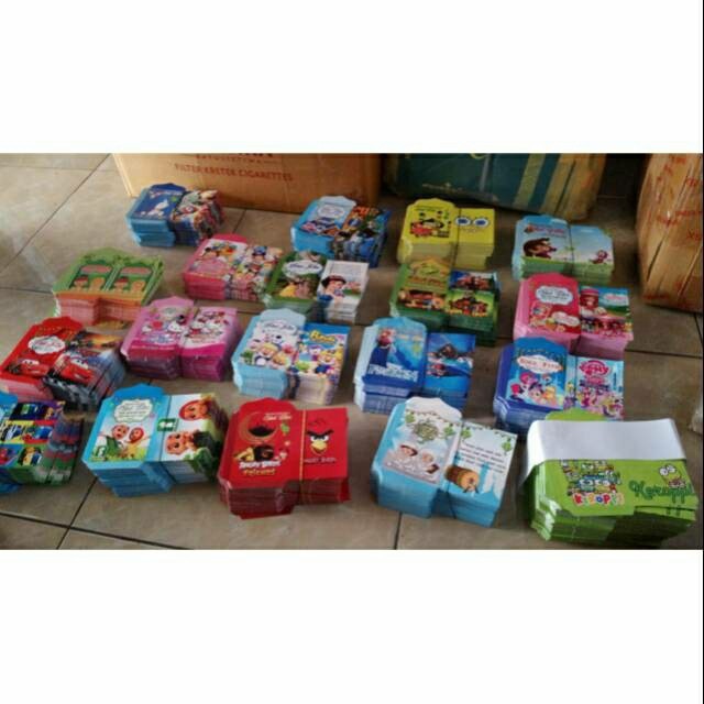 

MUMPUNG PROMO Amplop Lebaran 1 Ball 20 Karakter 760 lembar Free PLASTIK TERLARIS