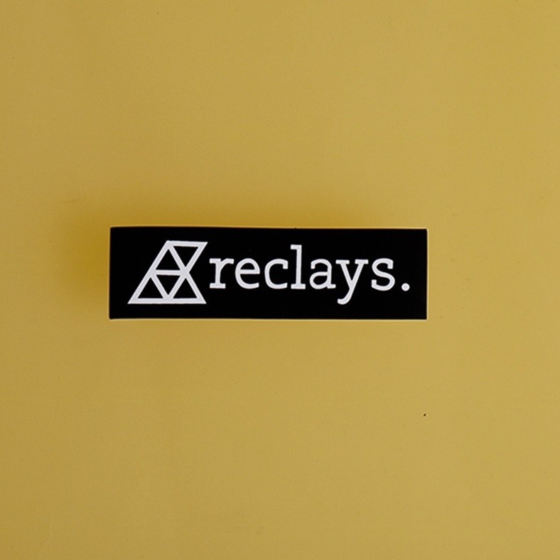 

STIKER GRAFTAC - RECLAYS BLACK - STIKER AESTHETIC LAPTOP, AKSESORIS HP, ANTI AIR, MOTIF,HELM.