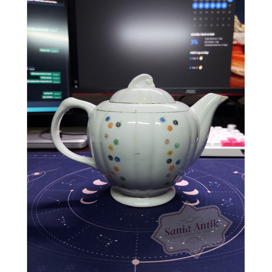 Barang Antik Teko Lawas