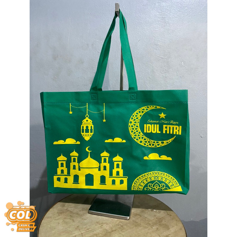 

[ Flash Sale ] (1 LUSIN = 12 PCS) READY STOCK TAS PARCEL LEBARAN IDUL FITRI 40x30x15 CM / TAS HAMPERS IDUL FITRI / GOODIEBAG IDUL FITRI / TAS BELANJA / TAS SPUNBOND / GOODIE BAG LEBARAN