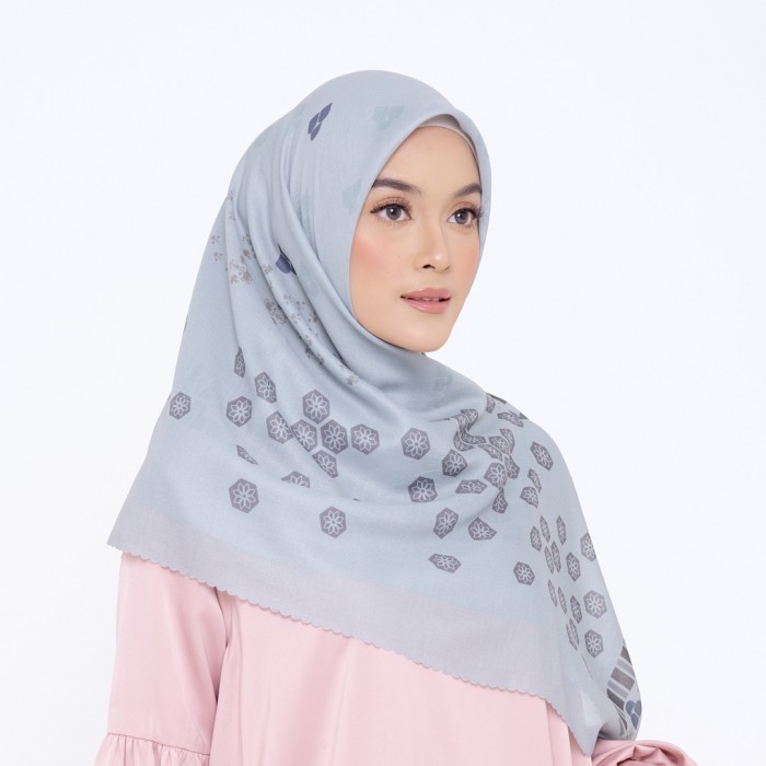 BIA x Revalina S Temat - Elva Turquoise Scarf Kerudung Segi Empat - Yu