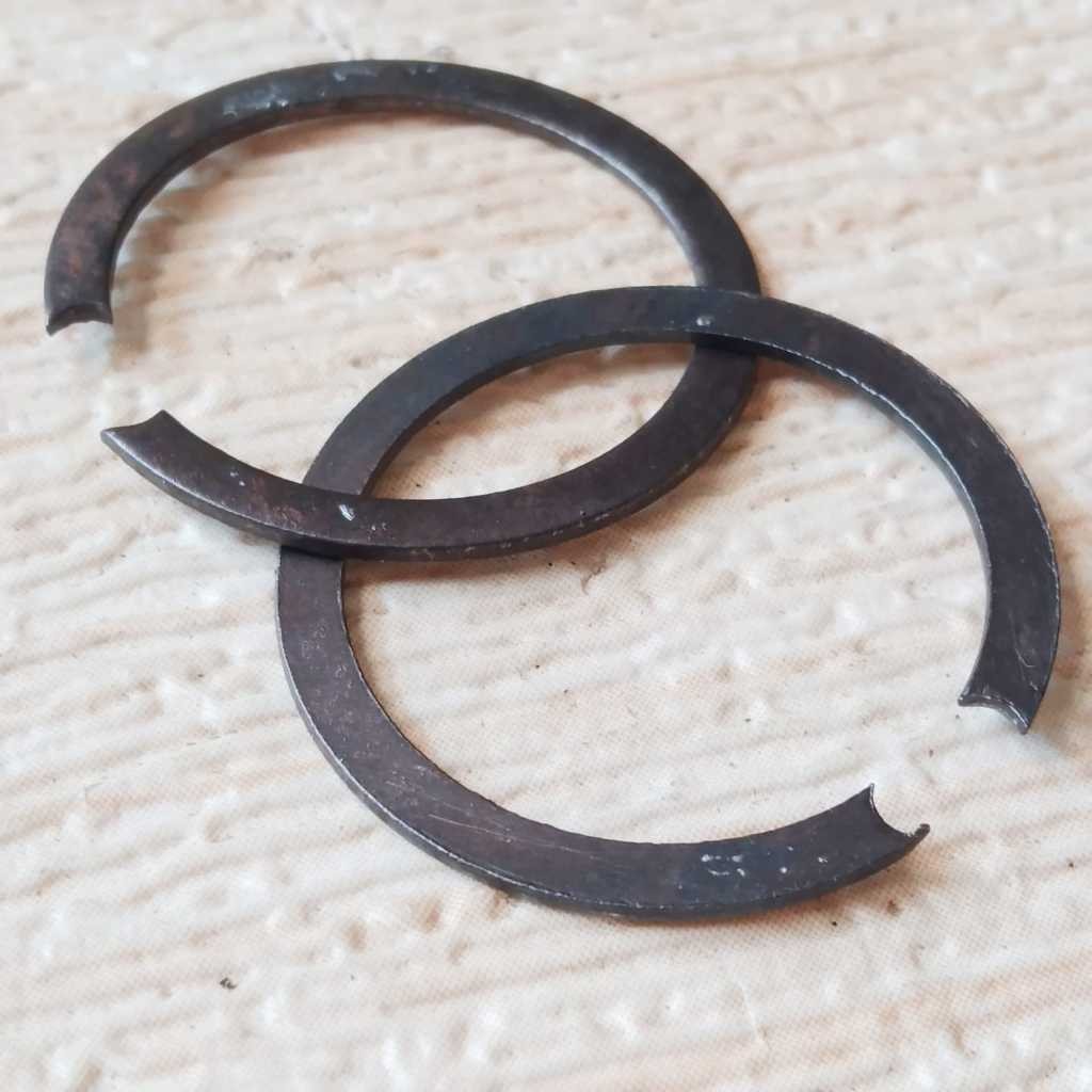 100% ( 51445-216-000 )SNAP RING KANCING AS DEPAN SET MOTOR CB175 CB 175  /COD