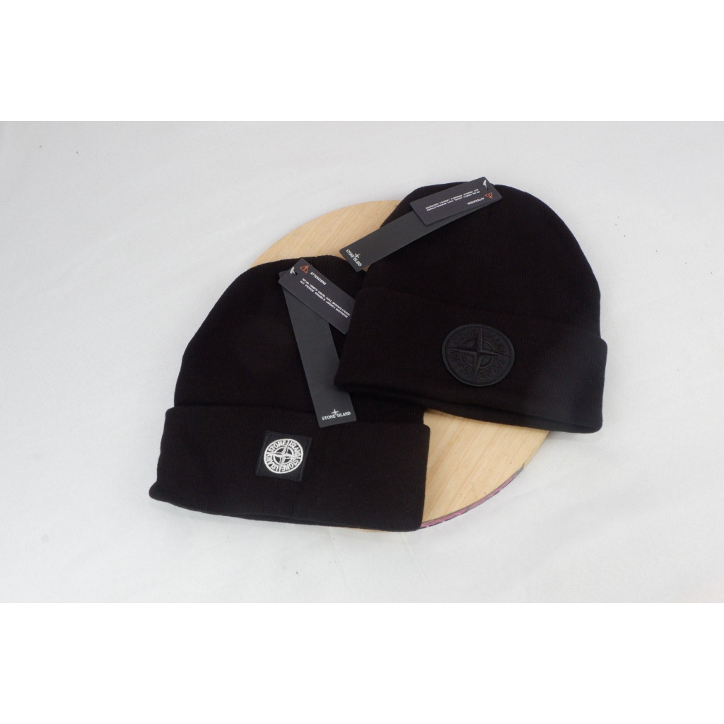 DISCON 50% - BEANIE HAT STONE ISLAND