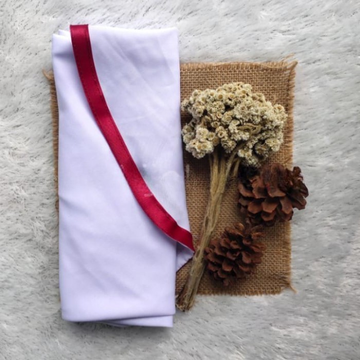 Jilbab Perawat Bahan Katun List Pita Tengah Segi Empat Instan - Tanpa List