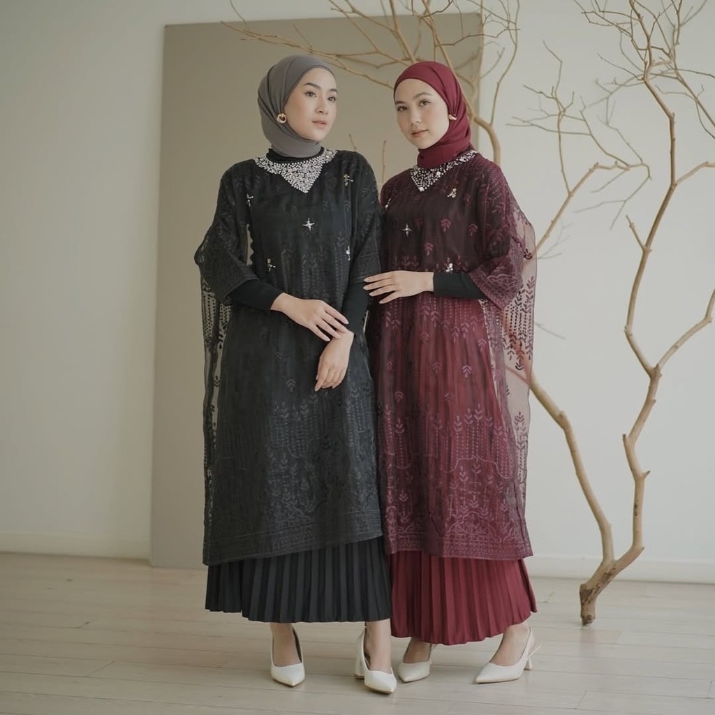 Oclo Livanda Outer Lace Tulle Organza Brocade Mute Midi Atasan Wanita Outwear OCL02565