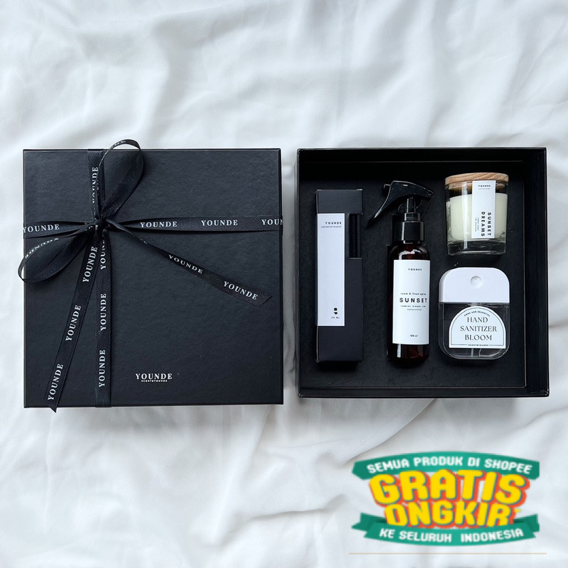

PREMIUM GIFT BOX | HAMPERS PREMIUM BOX/ keluarga oleh oleh