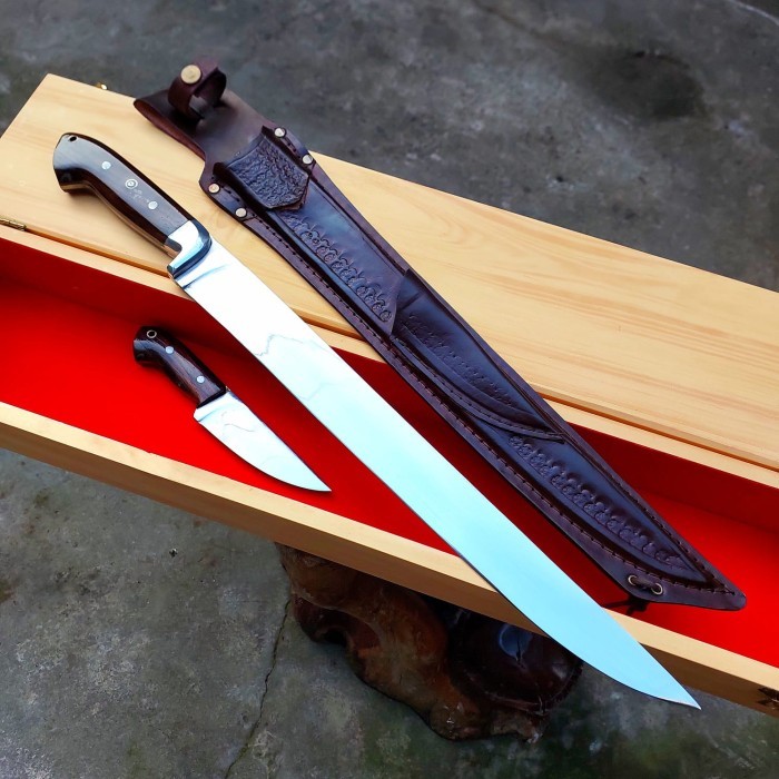 

GOLOK PISAU SEMBELIH BAJA HSS SUPER TAJAM BONUS PISAU SISIT BILAH 40 CM