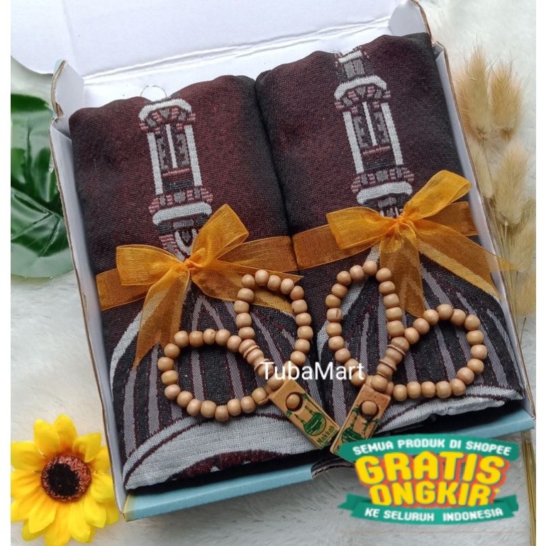 

Hampers Wedding Sajadah Travel Couple/Kado Pernikahan/Sajadah Travel/Kado Wedding/Kado Anniversary/ New kado