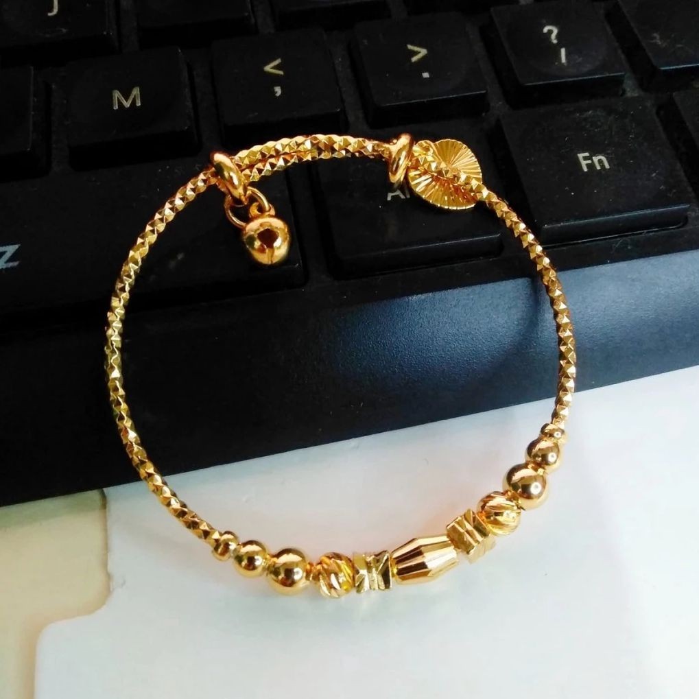 gelang tangan wanita keroncong titanium Anti luntur motif ukir pentol gold