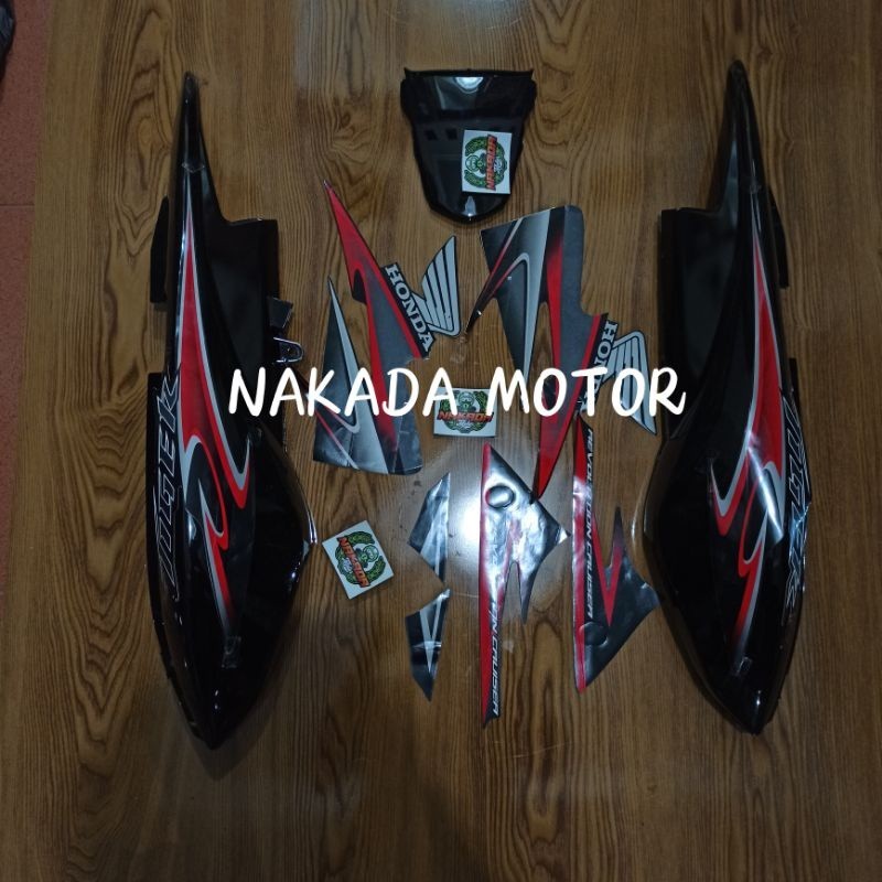 COVER BODY TIGER REVO TIREV SET