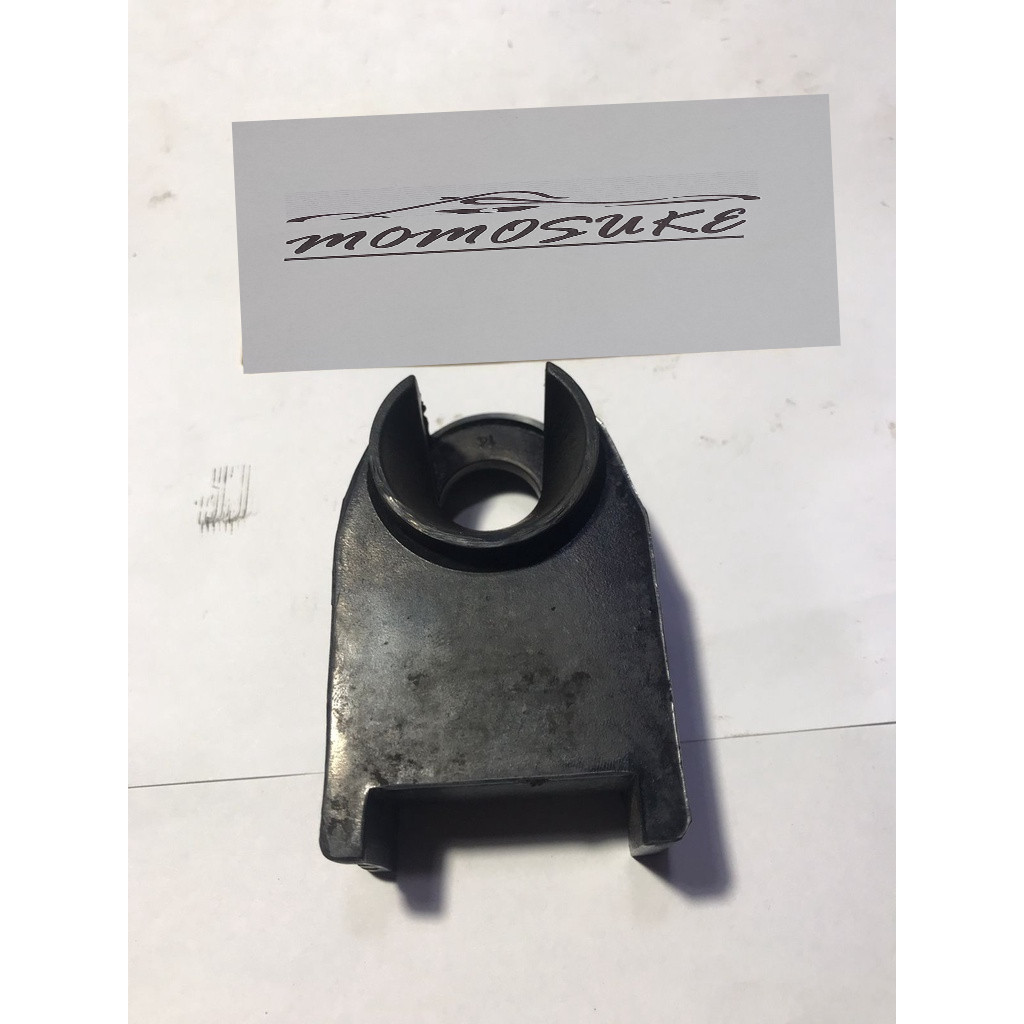 Karet bantalan tahanan rantai Ganjel Swing Arm Shogun 110 Smash copotan