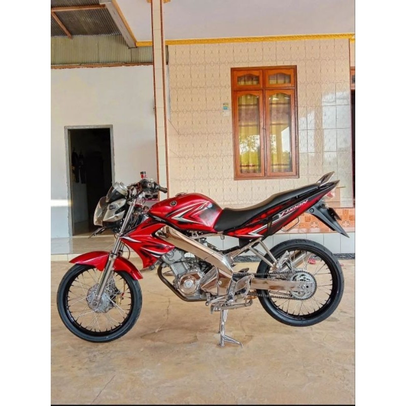 Striping Lis sticker standar Yamaha vixion lama 2008 2009 stiker vixion merah 2008
