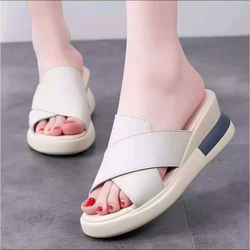 Sandal Wedges Polos Hak 5 cm / Sandal Slop Wedges Wanita