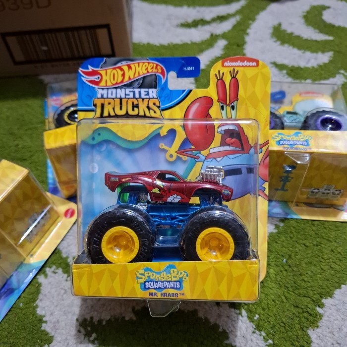 Hot Wheels Monster Truck MR. Krabs SpongeBob SquarePants series HWN79