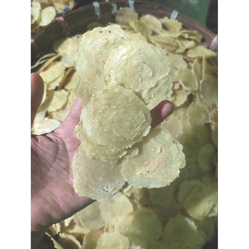 

EMPING MLINJO MENTAH 1kg/KUALITAS SUPER TERBAIK/LANGSUNG GORENG KULAITAS TERBAIK/jajan lebaran