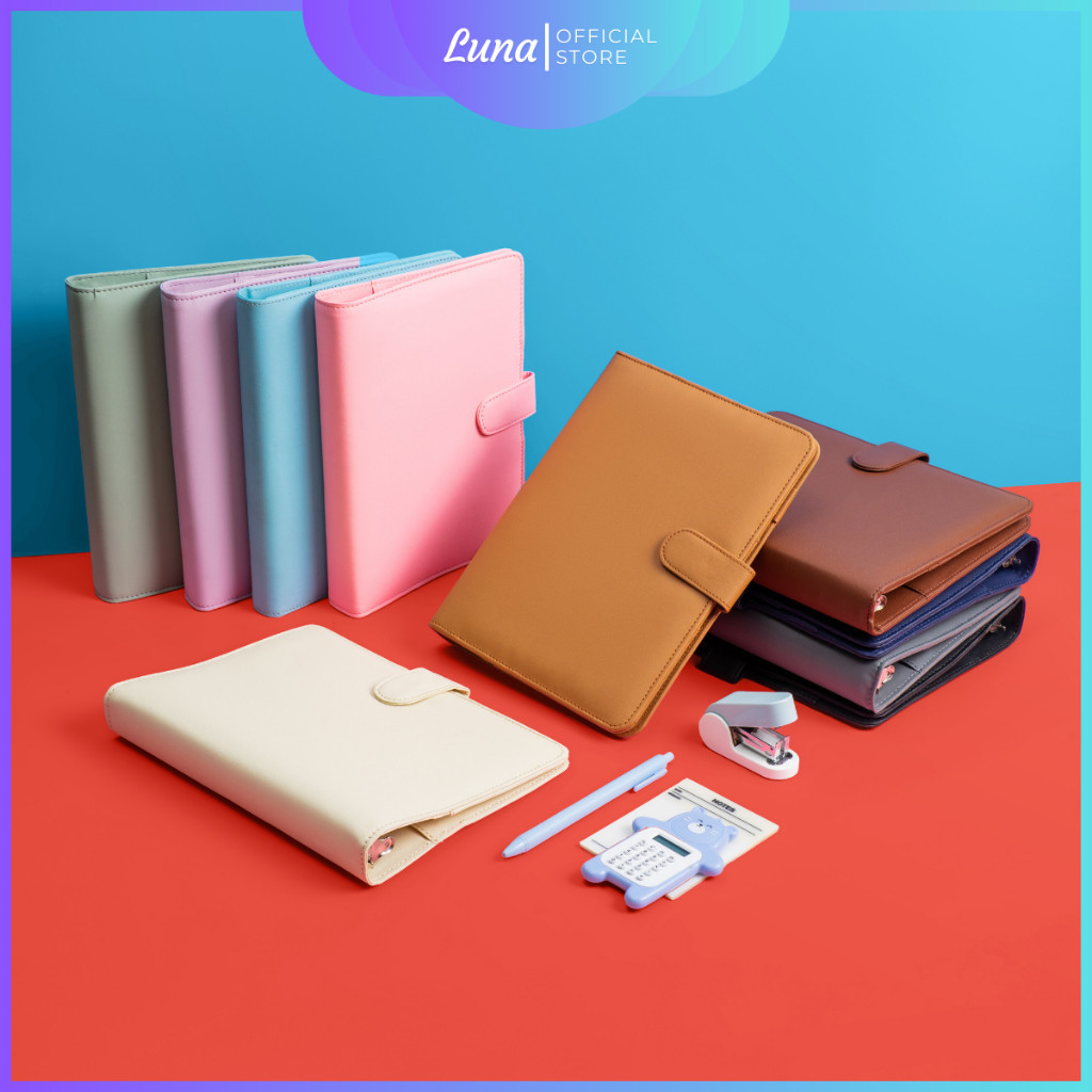 

Binder Polos Premium A5 20 Ring Agenda Kulit Sintetis Premium Kualitas Terbaik