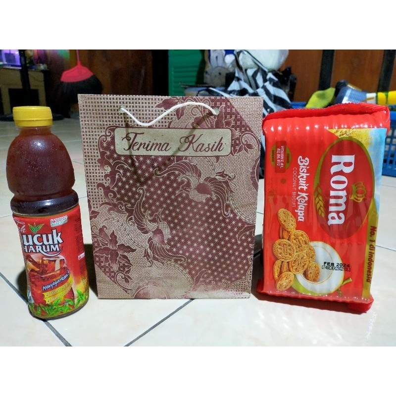 

PROMO MURAH !!! 100 PCS PAPER BAG MOTIF BATIK ( TERIMA KASIH ) TALI BESAR DAN KUAT