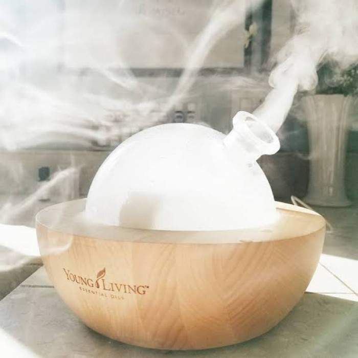 PROMO  essentials aria diffuser essential young oil living
