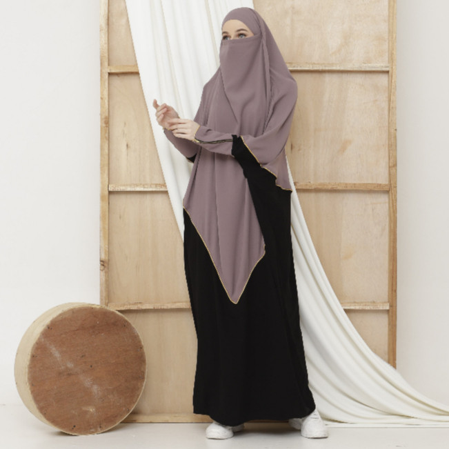 Ansshine - Nazmee French Khimar - Overhead