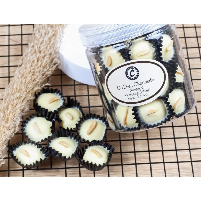 

Kue Kering CoChee Coffee Cheese 250gr by Warcok