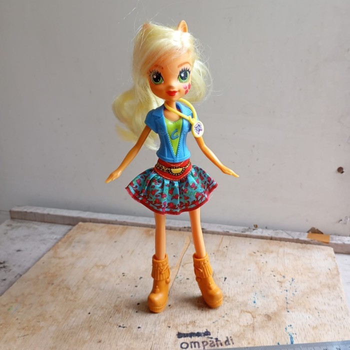 BBL99 figure boneka little pony hasbro