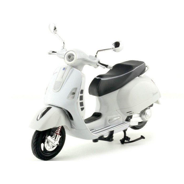 Diecast Miniatur Motor  1:12 VESPA GT300 SUPER 57243