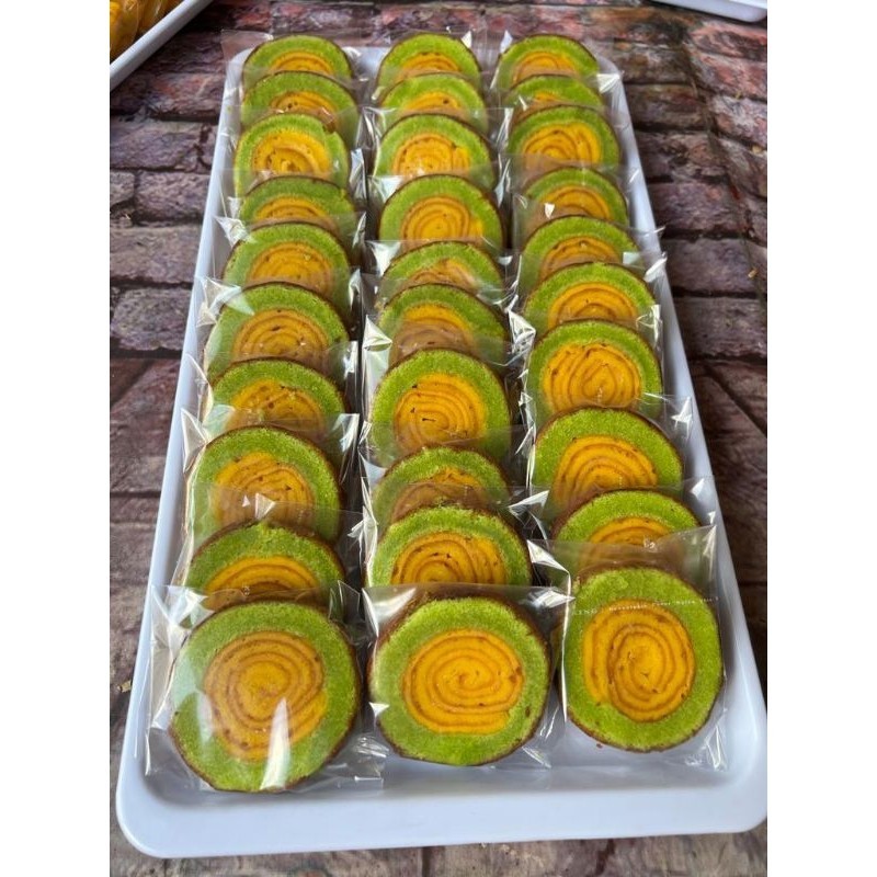 

roll kombinasi slice /potonganisi3pcs