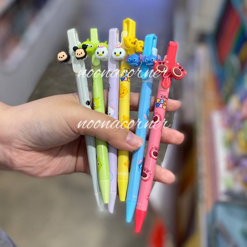 

Miniso x Disney Tsum Tsum ‼️ Pulpen Lucu / Rotating Pen Ballpoint Lotso Stitch Pooh