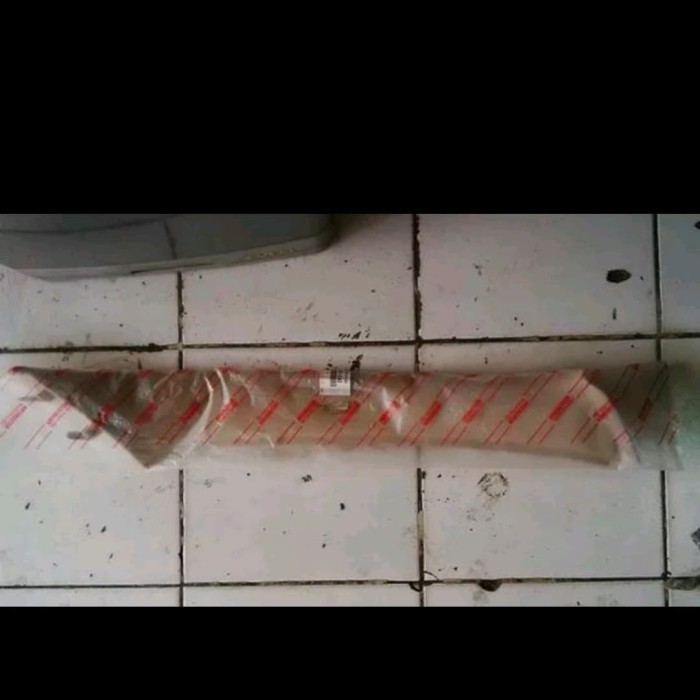 pilar tiang kaca avanza 2004-2011 ori 1buah Murah