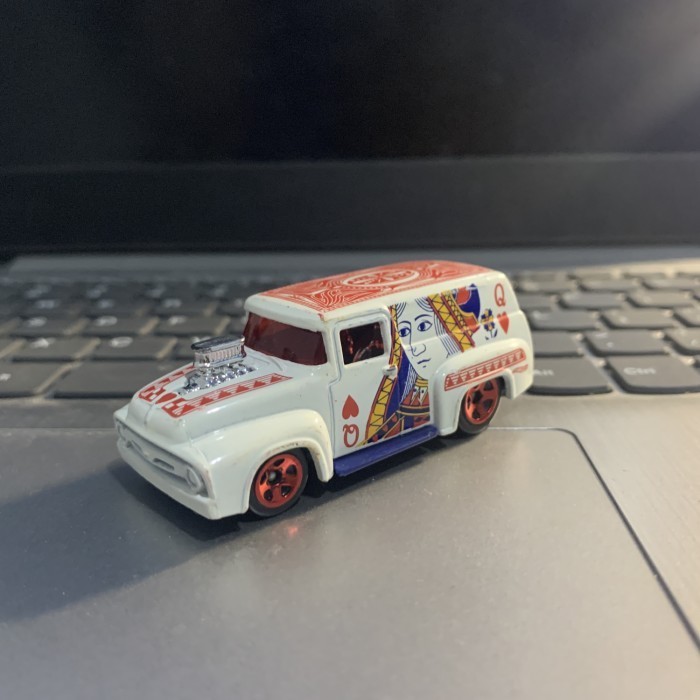 Hotwheels 56 Ford Putih -SK89