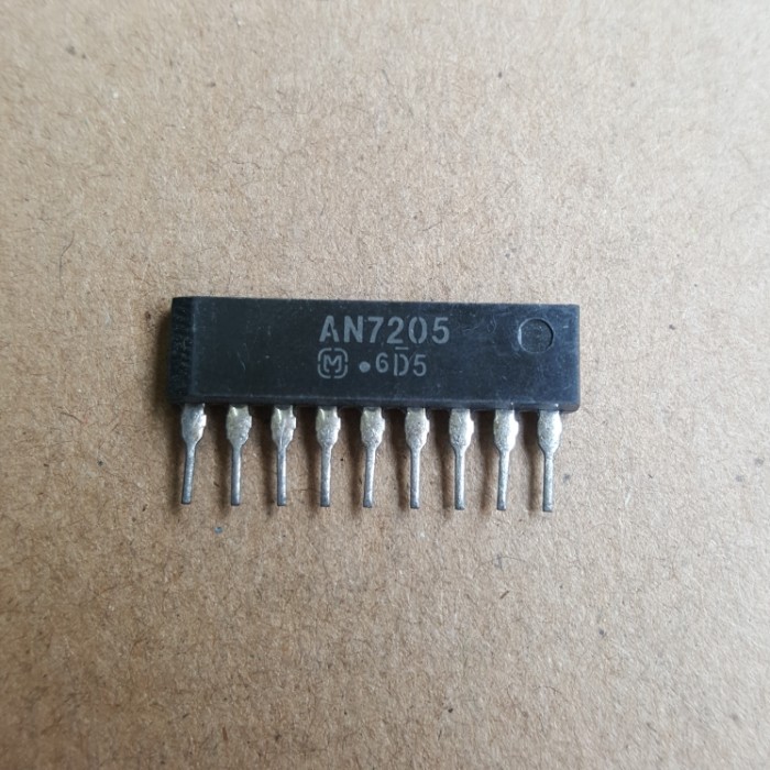DAY99 AN7205 IC / Transistor