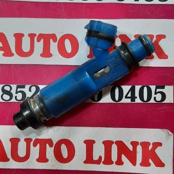 Nozzle Injektor INJECTOR  SOLUNA TARUNA EFI ASLI DENSO MAZDA FAMILIA