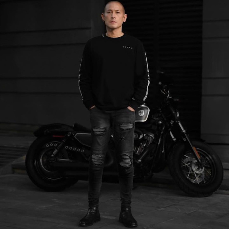 RUCAS SEASON 12 (RUCAS Dark Grey Caviar Leather Jeans / RUCAS “Hand Stitch” Grey Bones Long Sleeve)