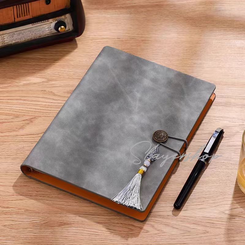 

IK6 160 halaman Buku catatan kulit yang elegan Binder A5 Binder dengan liontin simpul Klip Buku